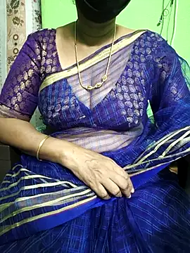 Snapshot of niiveditha chatting on 03/15/25, 03:48 niiveditha online show from 03/15/25, 03:48