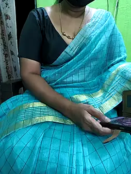 Snapshot of niiveditha chatting on 10/03/25, 08:22 niiveditha online show from 10/03/25, 08:22