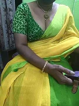 Snapshot of niiveditha chatting on 12/03/25, 11:30 niiveditha online show from 12/03/25, 11:30