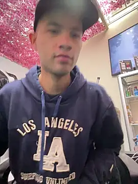 Snapshot of Twink_X chatting on 02/09/25, 09:39 Twink X online show from 02/09/25, 09:39