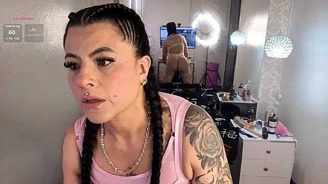 lizha milf online show from 11/25/25, 06:30