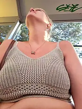 Sexybiene969 online show from 09/08/25, 02:38