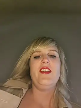 Sexybiene969 online show from 11/05/25, 05:46