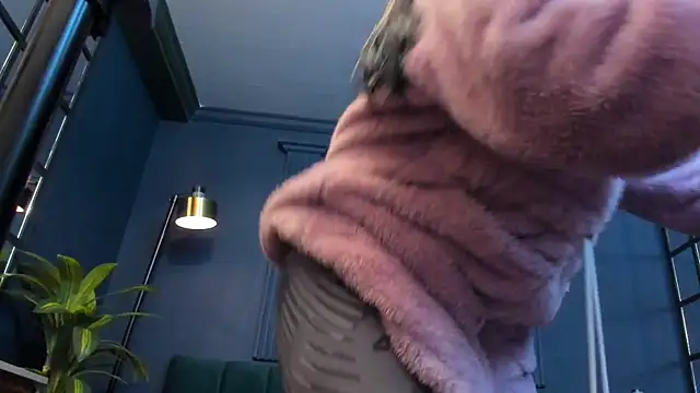 Snapshot of scarlet_edwars chatting on 01/09/26, 07:15 scarlet edwars online show from 01/09/26, 07:15