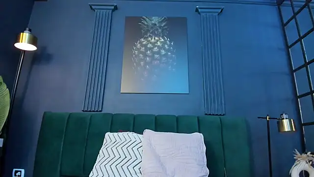 Snapshot of scarlet_edwars chatting on 04/10/26, 07:18 scarlet edwars online show from 04/10/26, 07:18