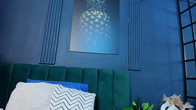 Snapshot of scarlet_edwars chatting on 04/17/26, 06:55 scarlet edwars online show from 04/17/26, 06:55