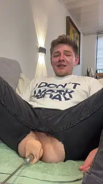 Snapshot of Angel_Montiell chatting on 11/12/25, 08:30 Angel Montiell online show from 11/12/25, 08:30