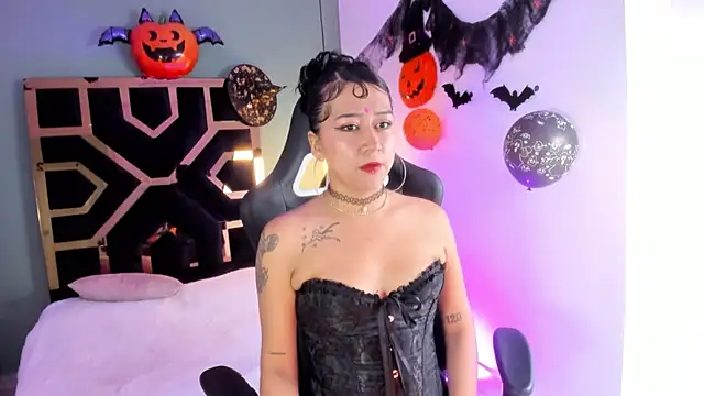 Samantha spencer online show from 10/15/25, 03:39
