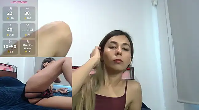 Snapshot of Alicee10 chatting on 02/26/25, 06:32 Alicee10 online show from 02/26/25, 06:32