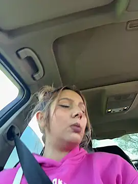 Snapshot of hotamanda01 chatting on 04/23/26, 12:51 hotamanda01 online show from 04/23/26, 12:51