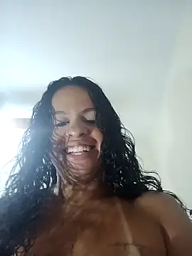 Snapshot of amanda19322 chatting on 04/30/26, 04:13 amanda19322 online show from 04/30/26, 04:13