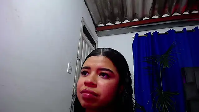 Snapshot of Amber_exotic chatting on 02/15/25, 02:47 Amber exotic online show from 02/15/25, 02:47