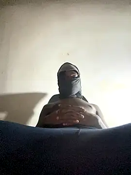 OneWhoBringsJoy online show from 11/08/25, 11:47