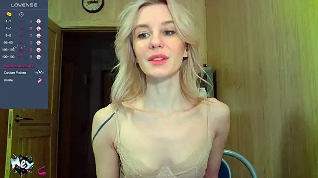 Snapshot of Caramel_piegirl chatting on 02/07/25, 05:18 Caramel piegirl online show from 02/07/25, 05:18