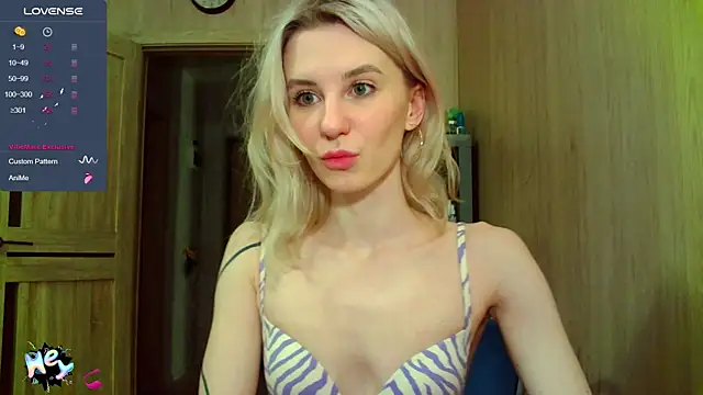 Snapshot of Caramel_piegirl chatting on 03/12/25, 08:10 Caramel piegirl online show from 03/12/25, 08:10