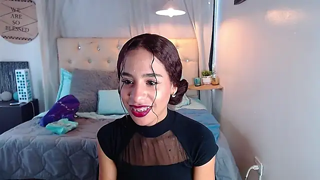 Snapshot of melissa_becraft chatting on 03/06/25, 03:56 melissa becraft online show from 03/06/25, 03:56