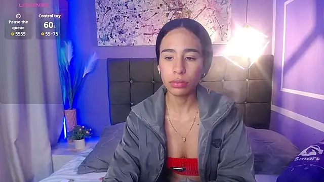 Snapshot of melissa_becraft chatting on 11/25/25, 12:43 melissa becraft online show from 11/25/25, 12:43