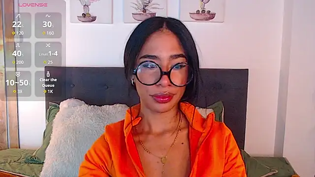 Snapshot of melissa_becraft chatting on 11/29/25, 02:25 melissa becraft online show from 11/29/25, 02:25