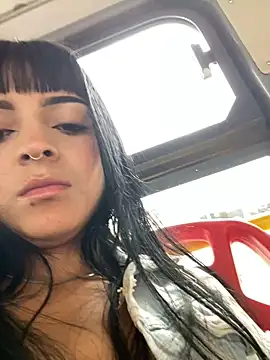 Snapshot of Dulce__Boyd chatting on 02/21/25, 01:33 Dulce  Boyd online show from 02/21/25, 01:33