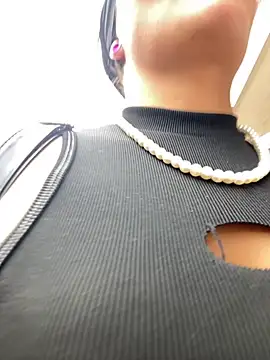 Snapshot of Dulce__Boyd chatting on 09/14/25, 06:07 Dulce  Boyd online show from 09/14/25, 06:07