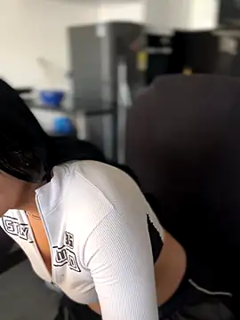 Snapshot of Dulce__Boyd chatting on 09/22/25, 01:57 Dulce  Boyd online show from 09/22/25, 01:57