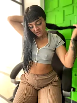 Dulce  Boyd online show from 11/06/25, 01:34