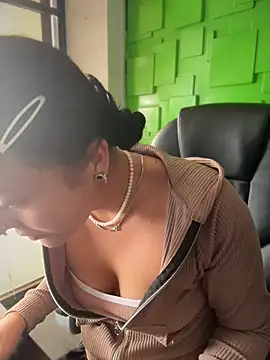 Dulce  Boyd online show from 04/13/26, 02:00