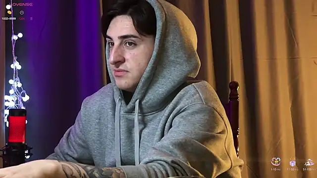 Snapshot of dark-willoww chatting on 02/06/25, 07:02 dark-willoww online show from 02/06/25, 07:02