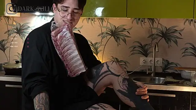 Snapshot of dark-willoww chatting on 02/19/25, 04:55 dark-willoww online show from 02/19/25, 04:55