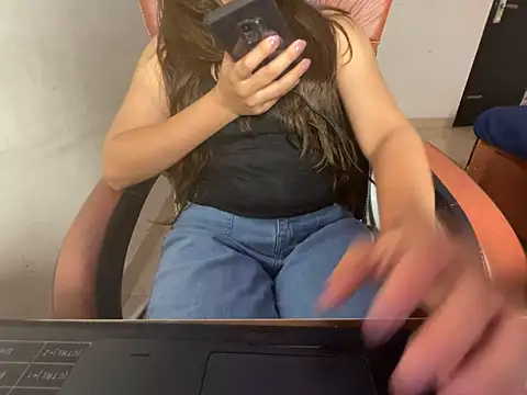 Snapshot of Angelshivani chatting on 11/04/25, 06:34 Angelshivani online show from 11/04/25, 06:34