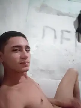 Snapshot of shuelldin chatting on 04/03/26, 10:02 shuelldin online show from 04/03/26, 10:02