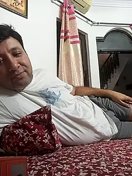 innocentboy1987 online show from 09/26/25, 09:35