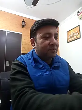 innocentboy1987 online show from 02/17/26, 05:48