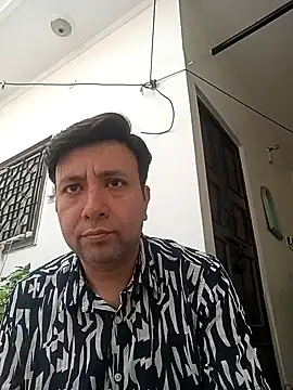 Snapshot of innocentboy1987 chatting on 03/07/26, 06:43 innocentboy1987 online show from 03/07/26, 06:43