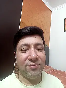 Snapshot of innocentboy1987 chatting on 03/09/26, 03:43 innocentboy1987 online show from 03/09/26, 03:43