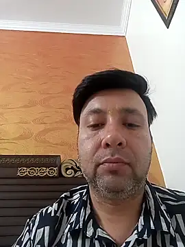 Snapshot of innocentboy1987 chatting on 04/16/26, 06:25 innocentboy1987 online show from 04/16/26, 06:25