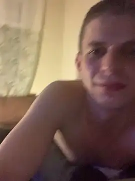 Snapshot of SexmachoThumb chatting on 01/09/26, 03:59 SexmachoThumb online show from 01/09/26, 03:59