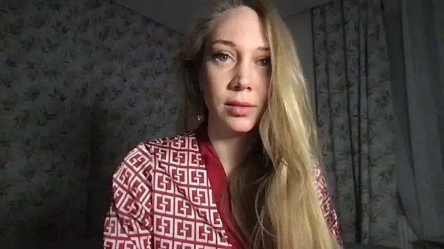 Snapshot of Engel_13 chatting on 02/22/25, 08:42 Engel 13 online show from 02/22/25, 08:42