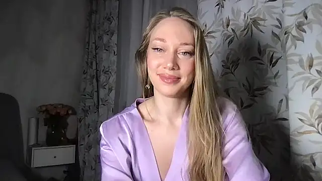 Snapshot of Engel_13 chatting on 02/28/25, 02:53 Engel 13 online show from 02/28/25, 02:53