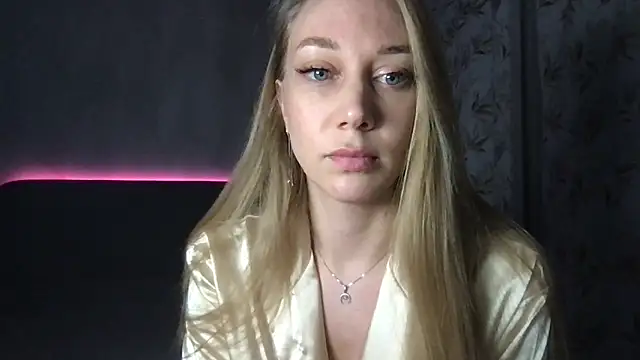 Snapshot of Engel_13 chatting on 03/03/25, 07:17 Engel 13 online show from 03/03/25, 07:17