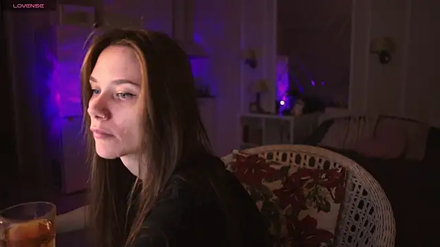 alexa feels  online show from 03/05/25, 04:46