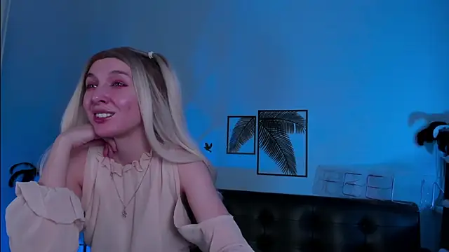 PhilippaAdamas online show from 03/13/25, 05:43