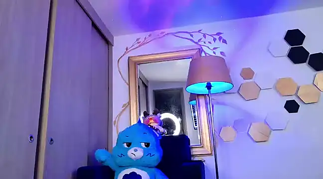 Snapshot of bakersboyssexys chatting on 03/18/25, 01:09 bakersboyssexys online show from 03/18/25, 01:09