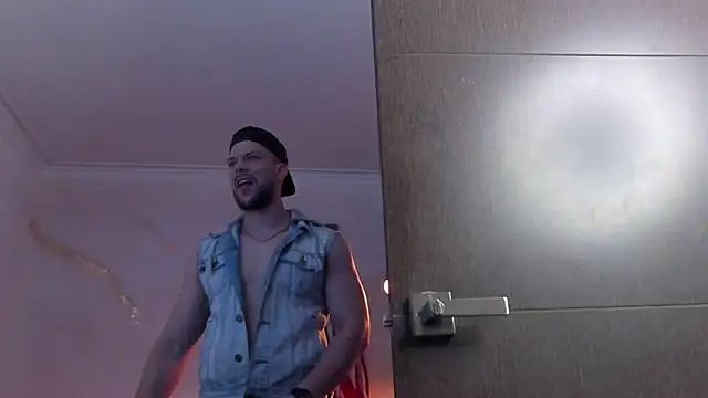 bakersboyssexys online show from 02/06/26, 03:22