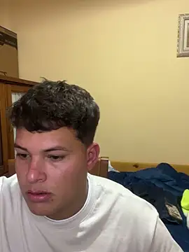 Snapshot of kjccuboy2000 chatting on 02/06/25, 04:58 kjccuboy2000 online show from 02/06/25, 04:58