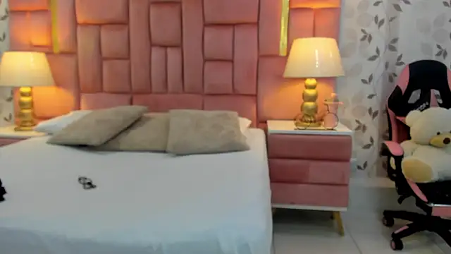 ArianaFranco online show from 04/15/26, 02:24