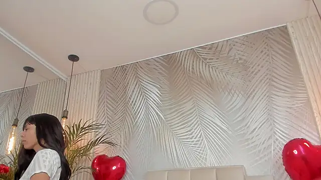 Dakotacarvajal online show from 02/16/25, 12:21