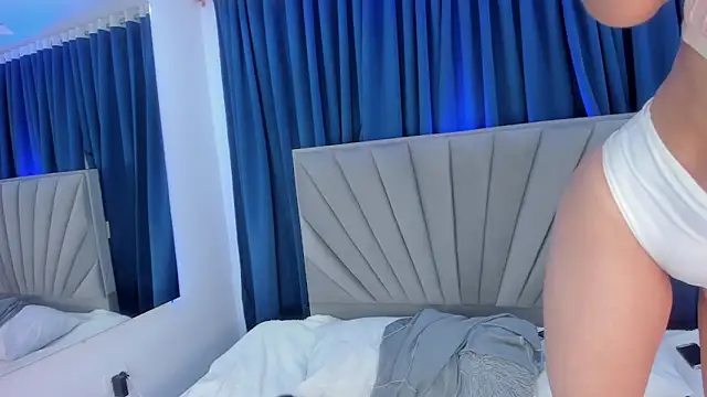 Dakotacarvajal online show from 02/26/25, 06:54