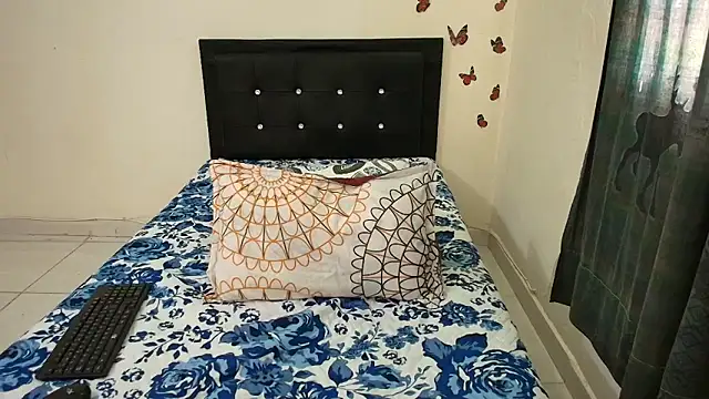 victoria blackk1 online show from 03/18/25, 12:25