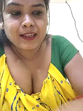 Snapshot of BOLDBEAUTY09 chatting on 02/18/25, 01:33 BOLDBEAUTY09 online show from 02/18/25, 01:33